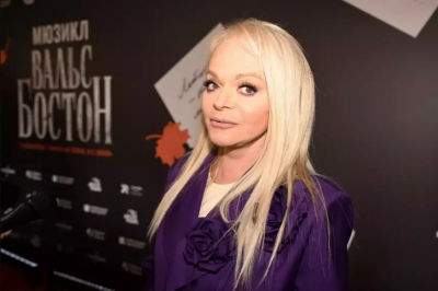 "Нездоровое внимание": отмена первого сольного концерта Ларисы Долиной в 2026 году