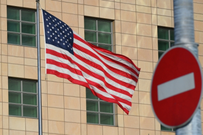 Протестующие в Колумбии напали на посольство США