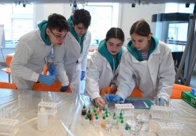 Собянин показал космические проекты, созданные школьниками Москвы