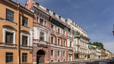 Битва особняков: у какой российской звезды самый дорогой дом?